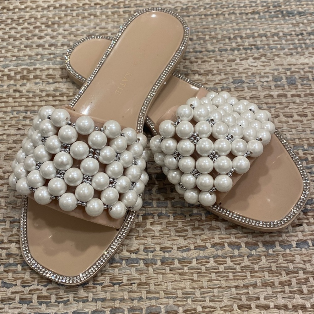 Kelly and Katie Pearl sandal